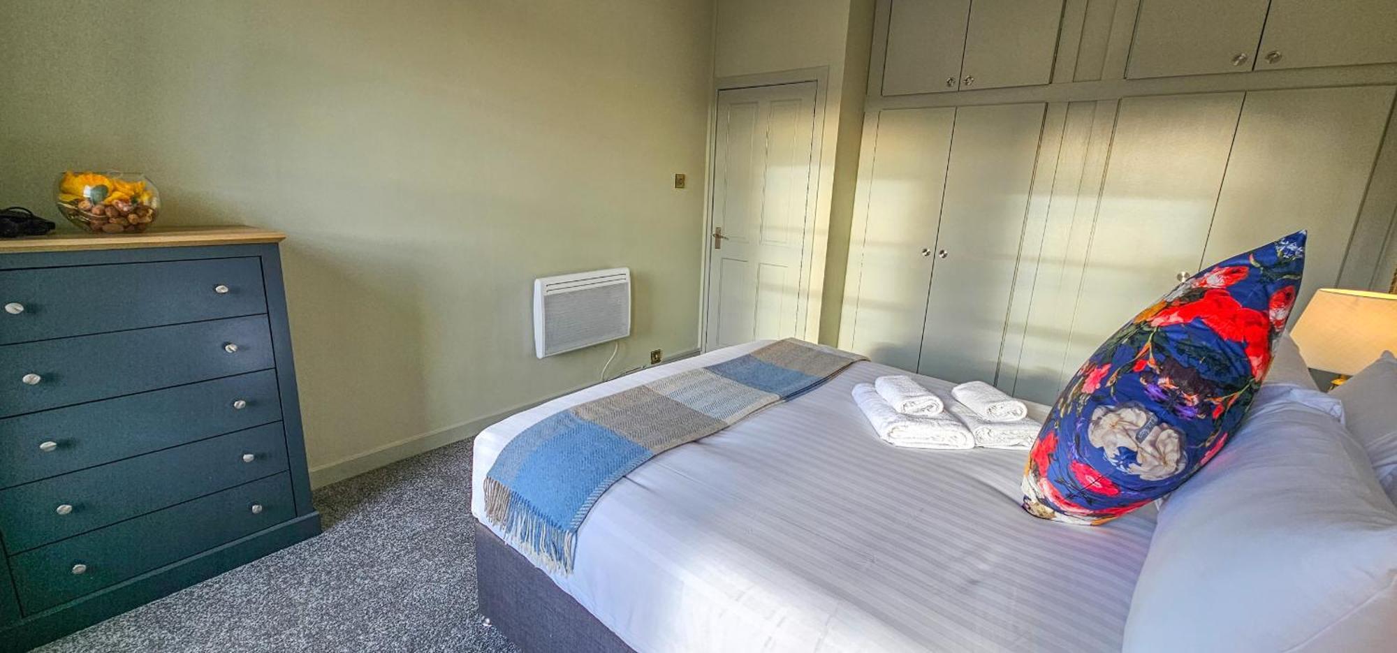 Royal Mile - Bright 2 Bedroom Appartement
